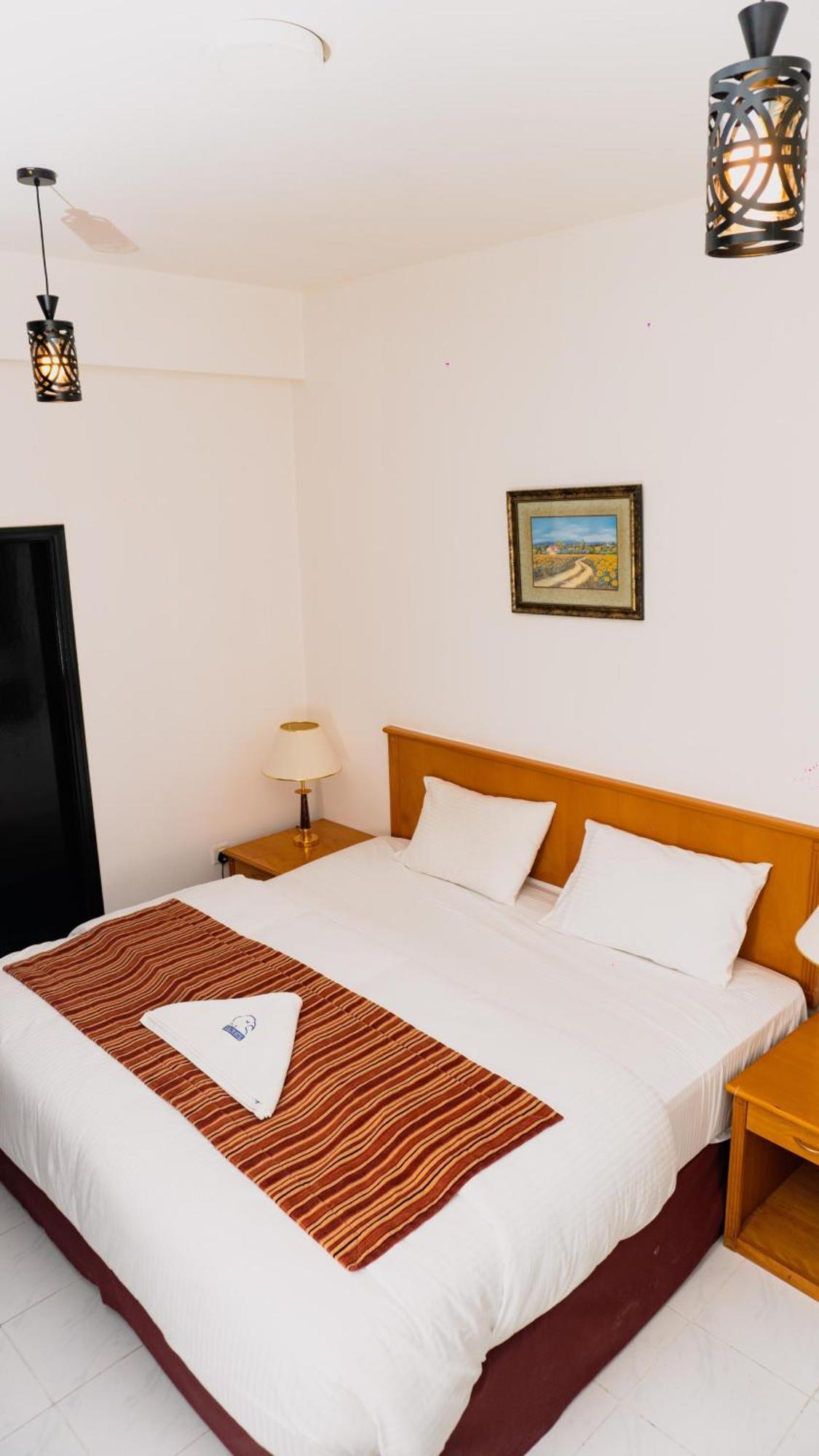 Pan Emirates Hotel Apartments Sharjah Buitenkant foto